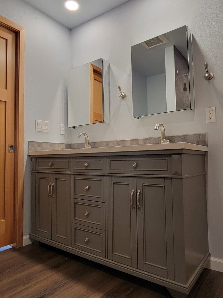 Custom primary bathroom remodel completed by Rydman Enterprises in Sandy, Oregon
